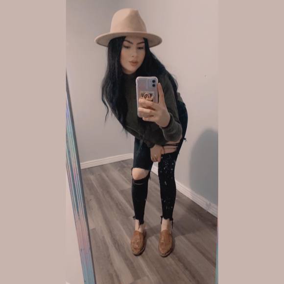 jackieestrad698